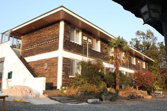 Gurye Guesthouse Extérieur photo